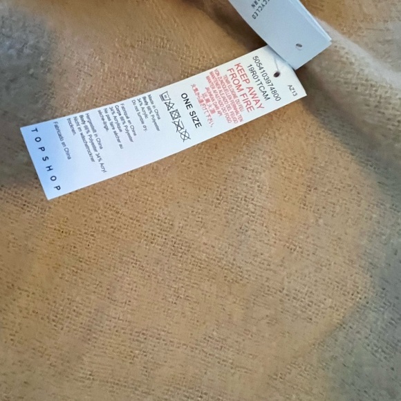 TOPSHOP Scarf - Picture 5 of 9